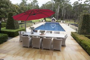 helta Savannah Cantilever Umbrella Collection
